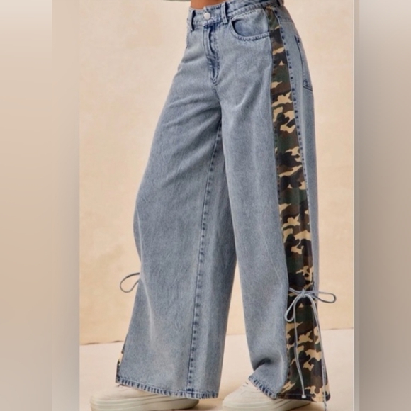 BiBi Denim - BiBi Camo-Trim Wide Leg Women’s Jeans